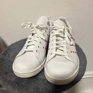 Women’s Sneakers